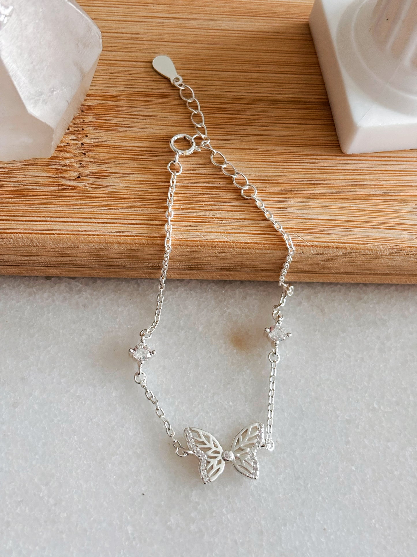 Pulsera mariposa circón