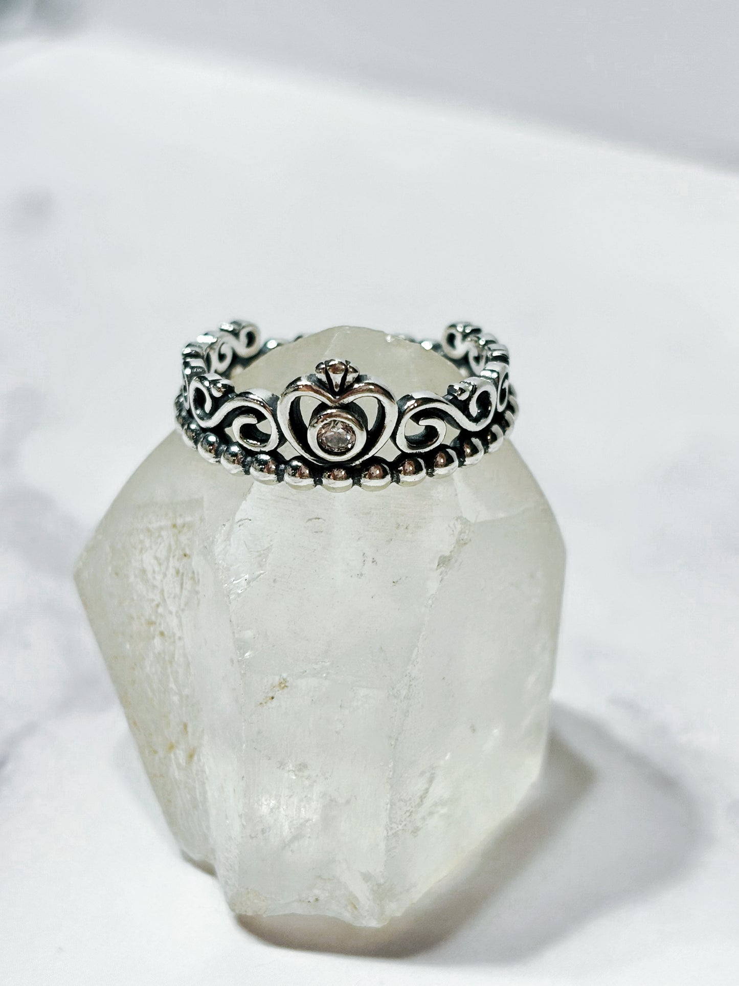Anillo Corona Corazón Circón
