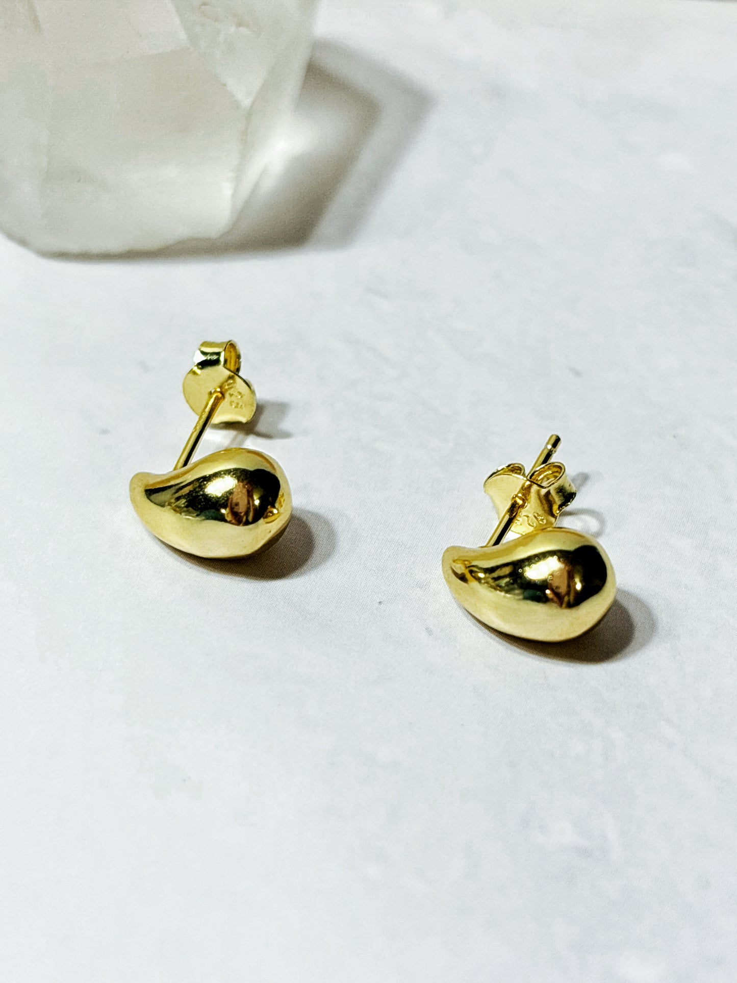 Aros Gota en Plata 925 con Baño de Oro