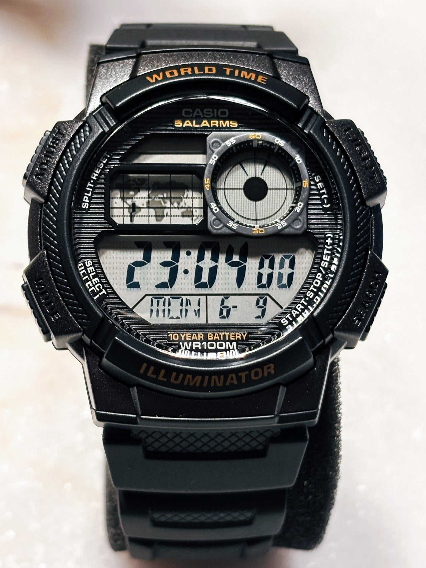 Reloj Casio AE-1000W-1AV