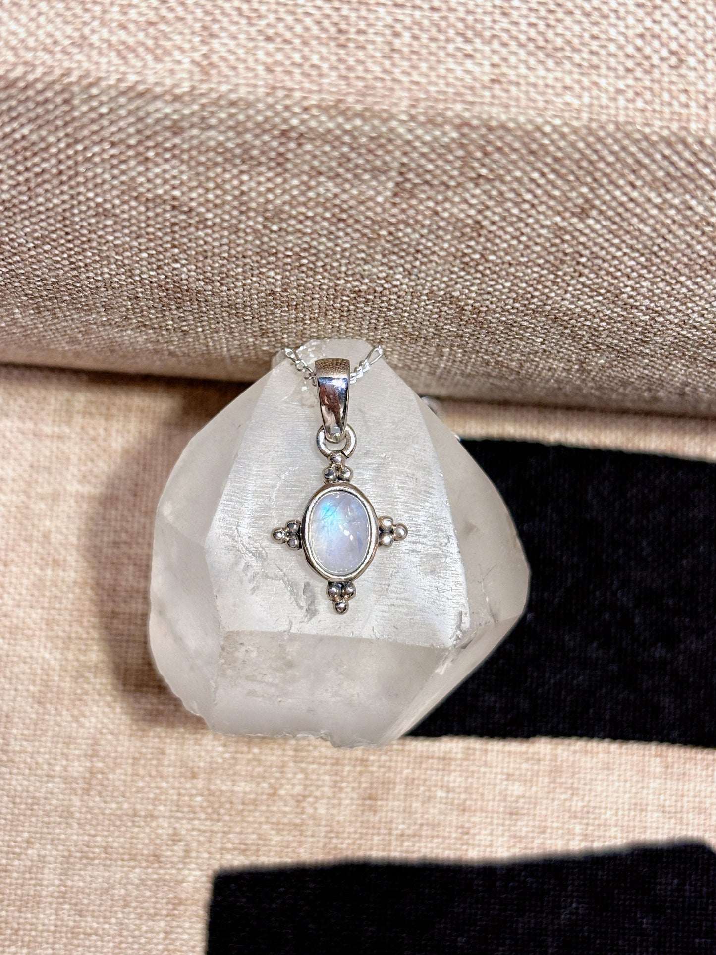 Collar de Piedra Luna