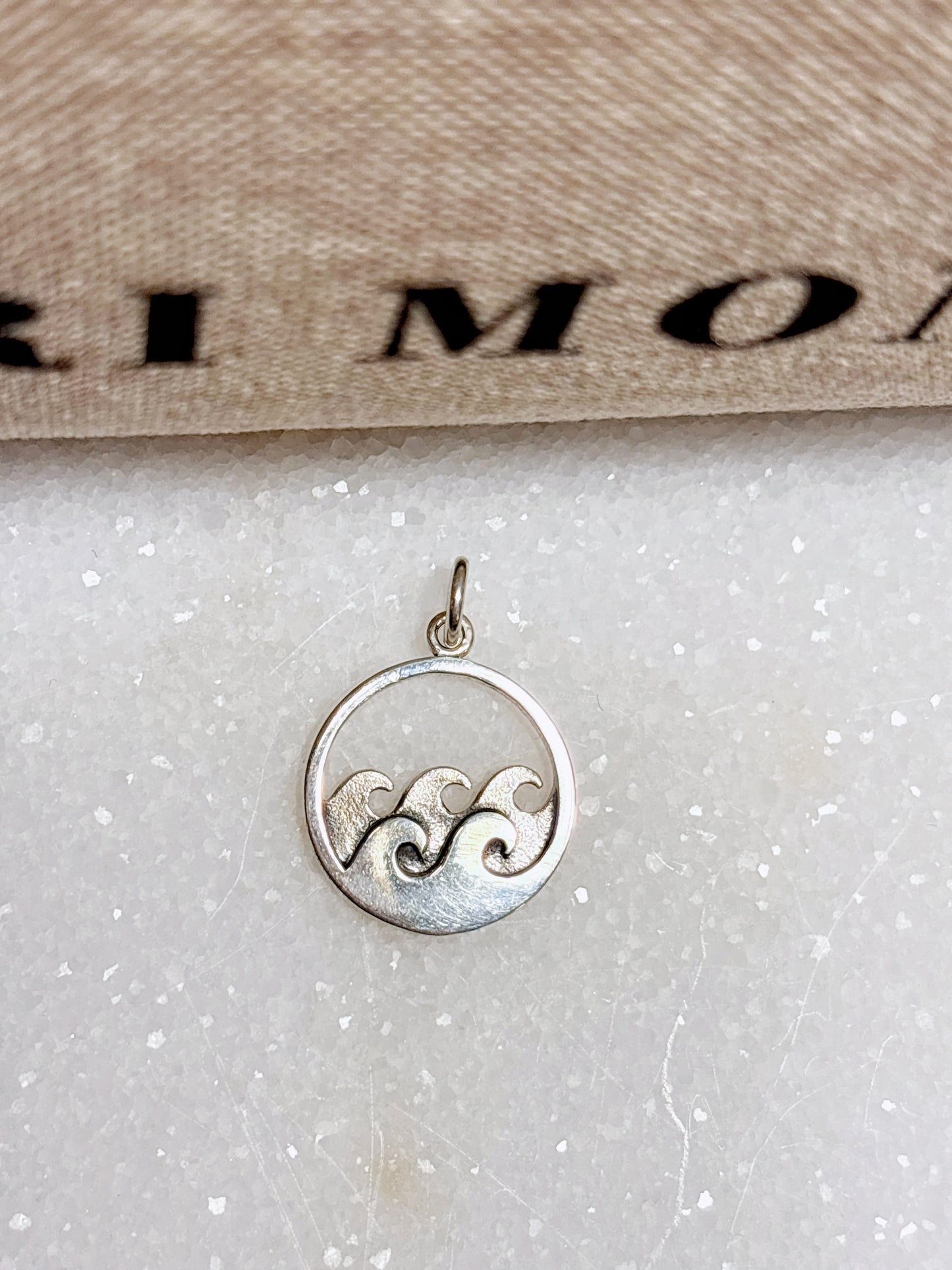 Colgante olas de Mar