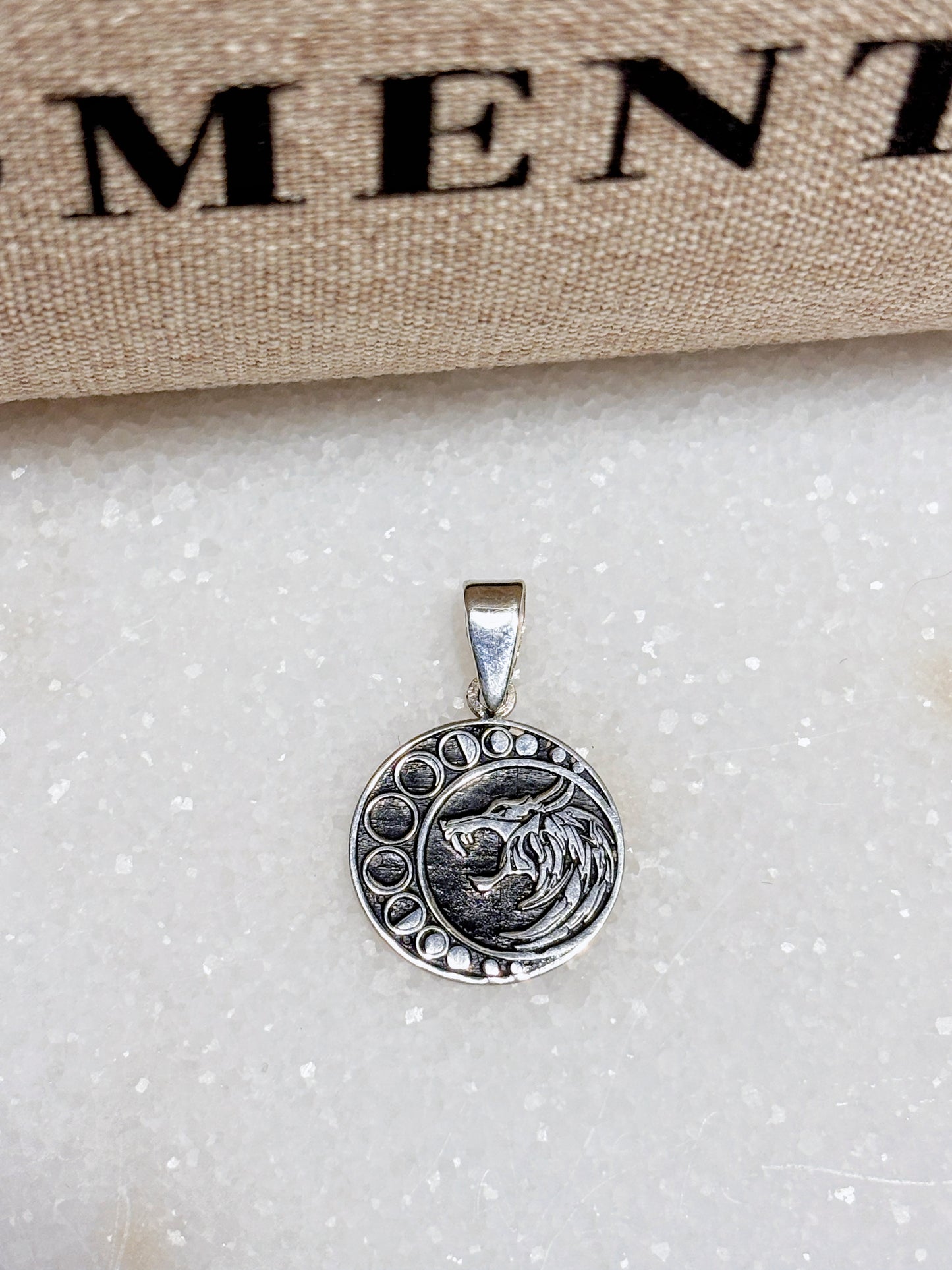 Colgante Lobo ciclo lunar