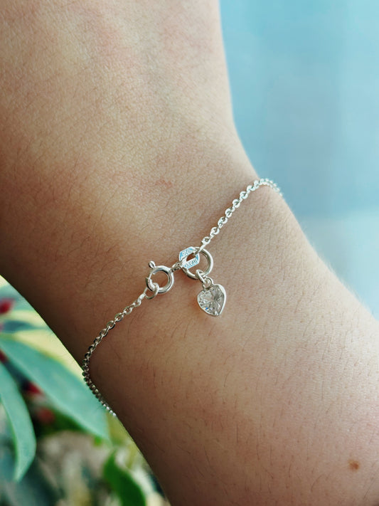 Pulsera tradicional circón corazón