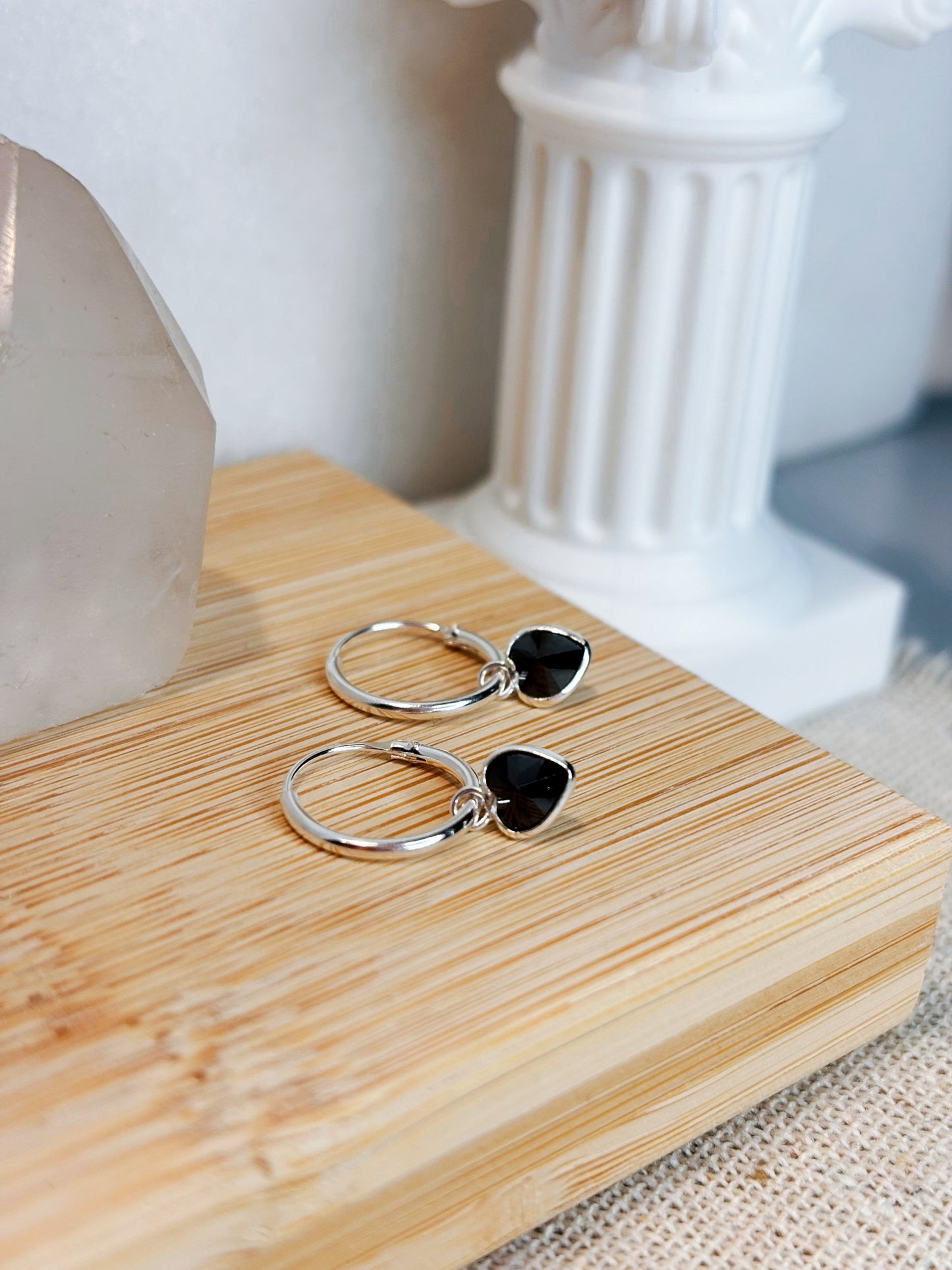 Aros argolla circón corazón negro