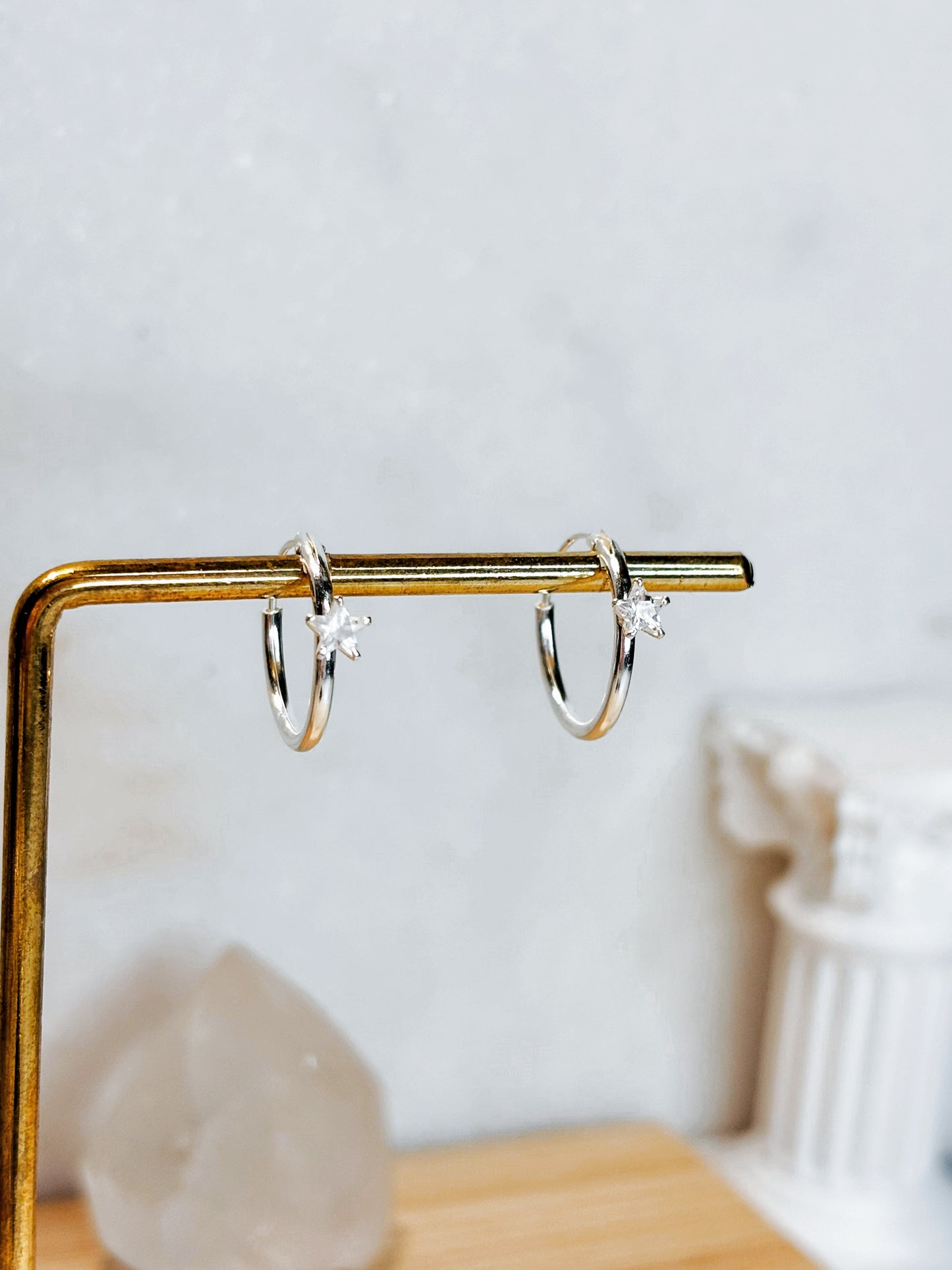 Aros argolla con circón estrella