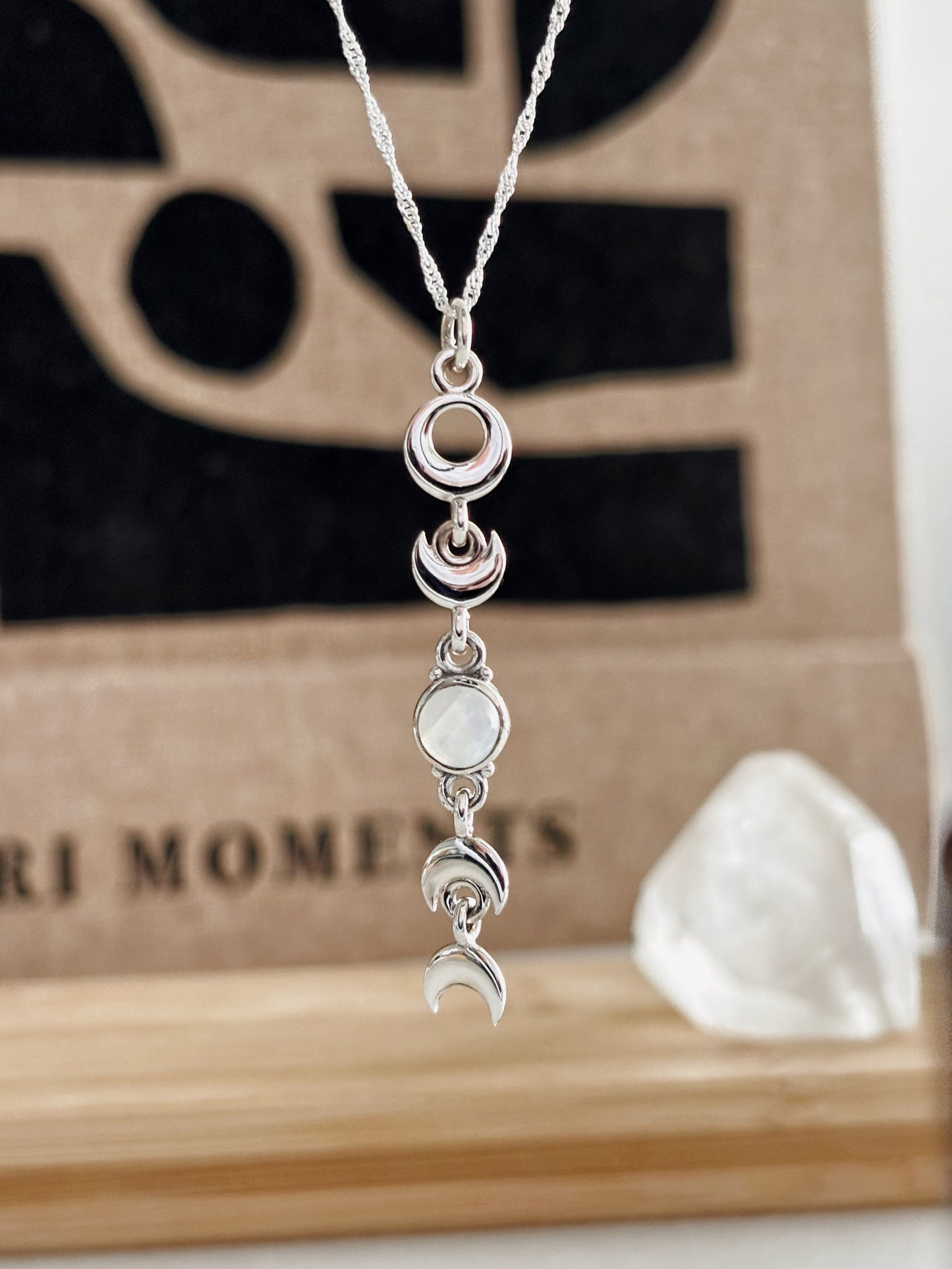 Collar ciclo lunar con Piedra Luna