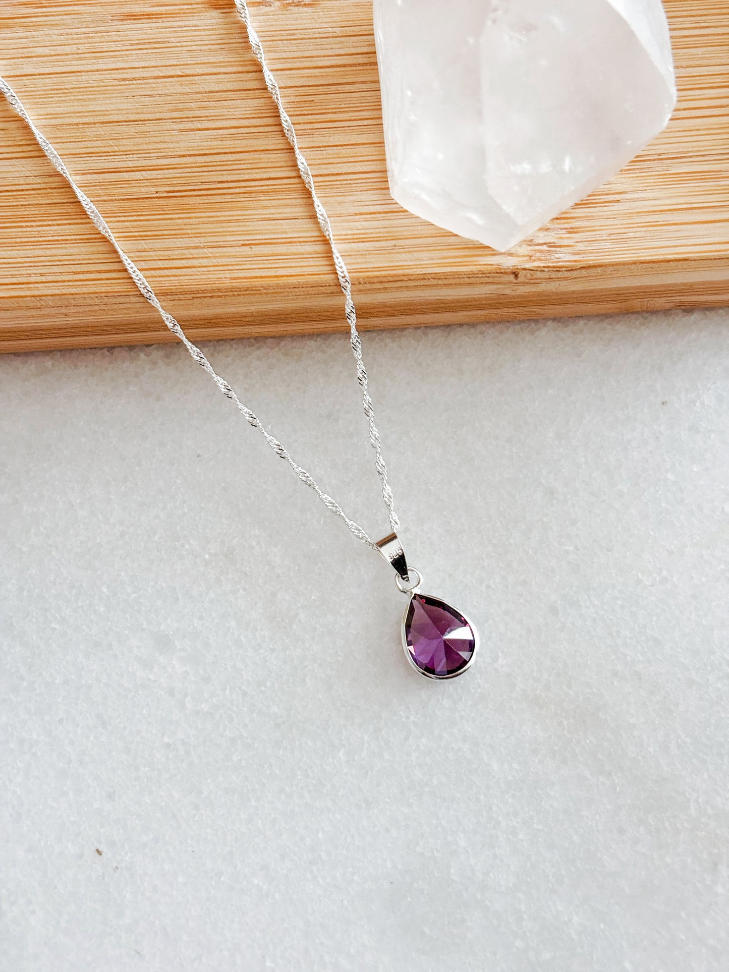 Collar circón morado