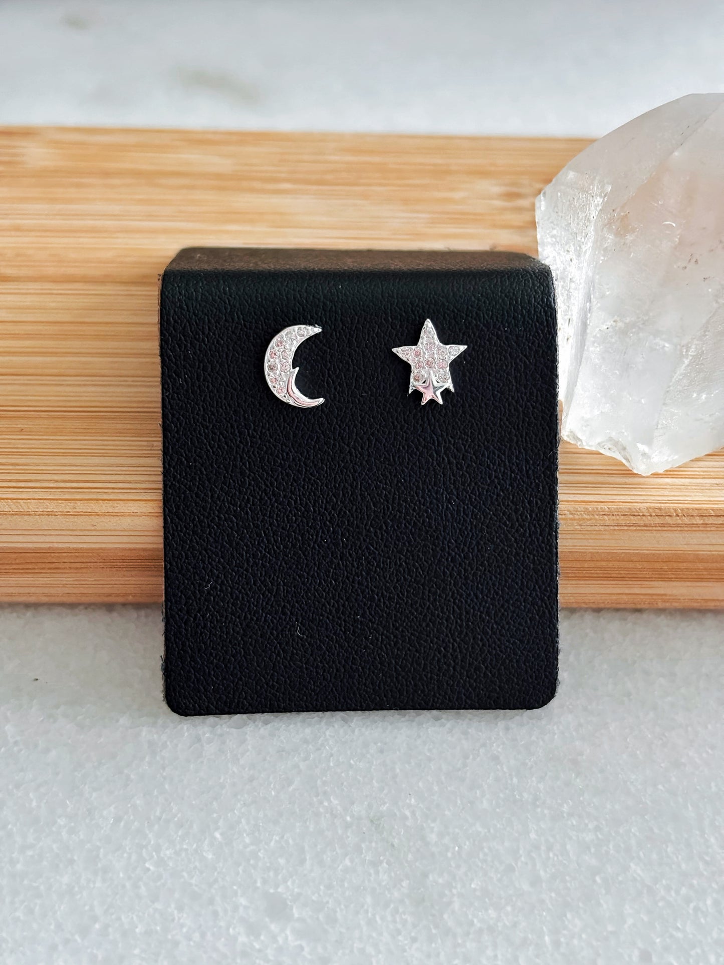 Conjunto luna estrella con microcircones
