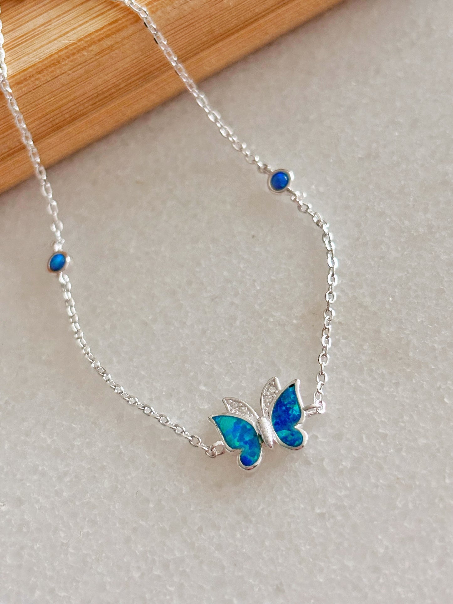 Pulsera mariposa con abalon