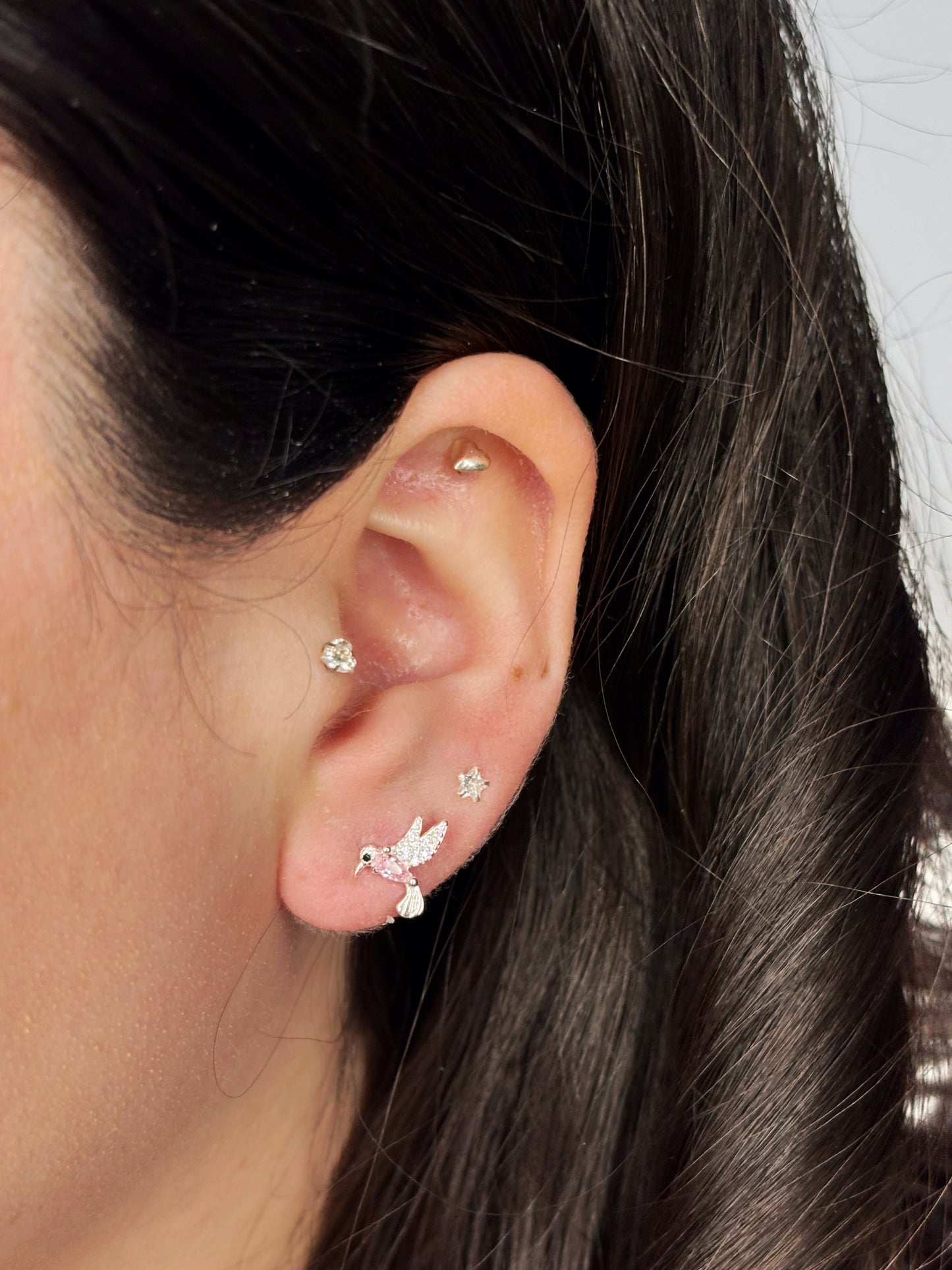 Aros colibrí con circón rosa