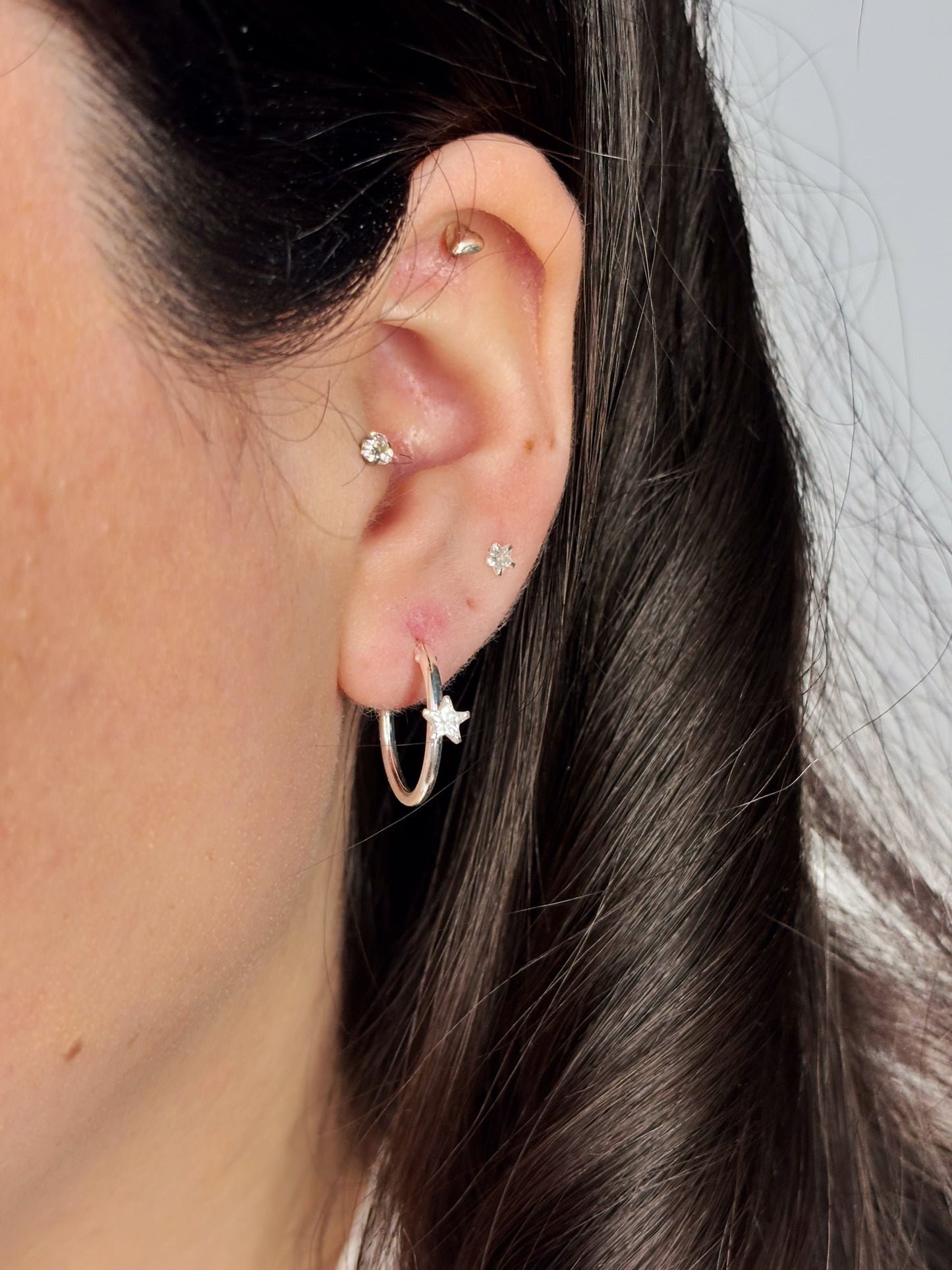 Aros argolla con circón estrella