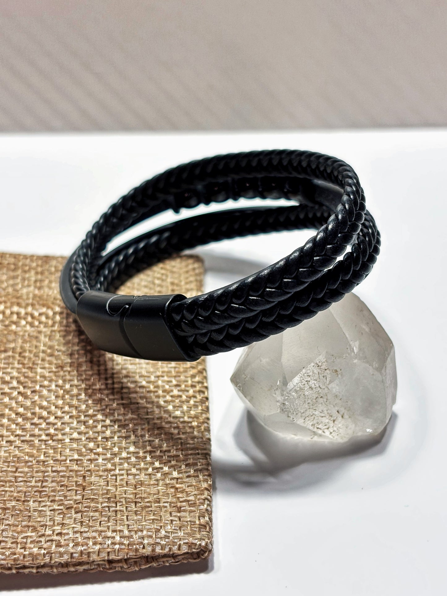 Pulsera ecocuero con piedra