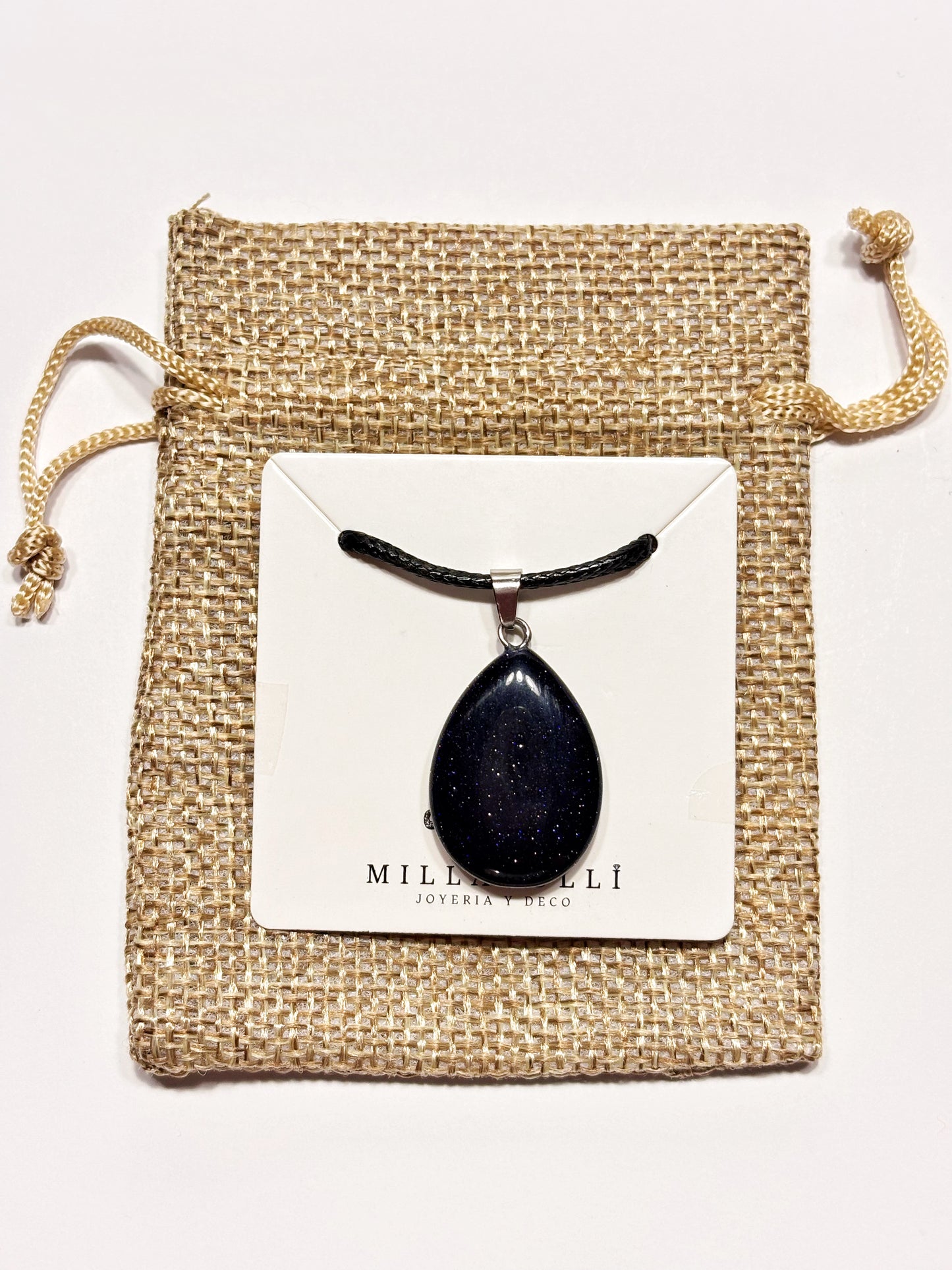 Collares de piedra natural