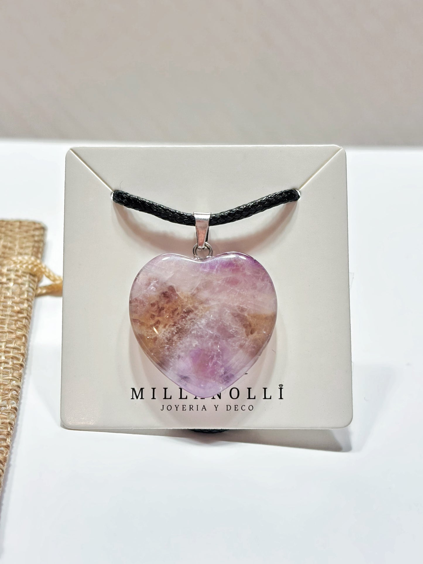 Collares de piedra natural