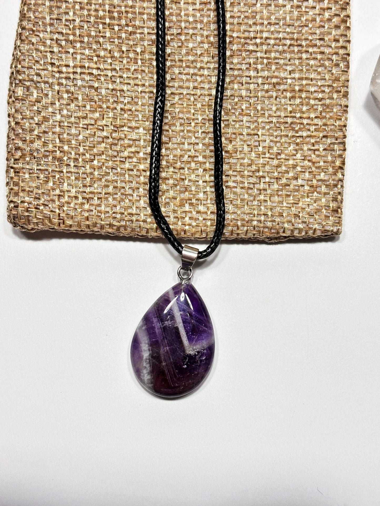 Collares de piedra natural