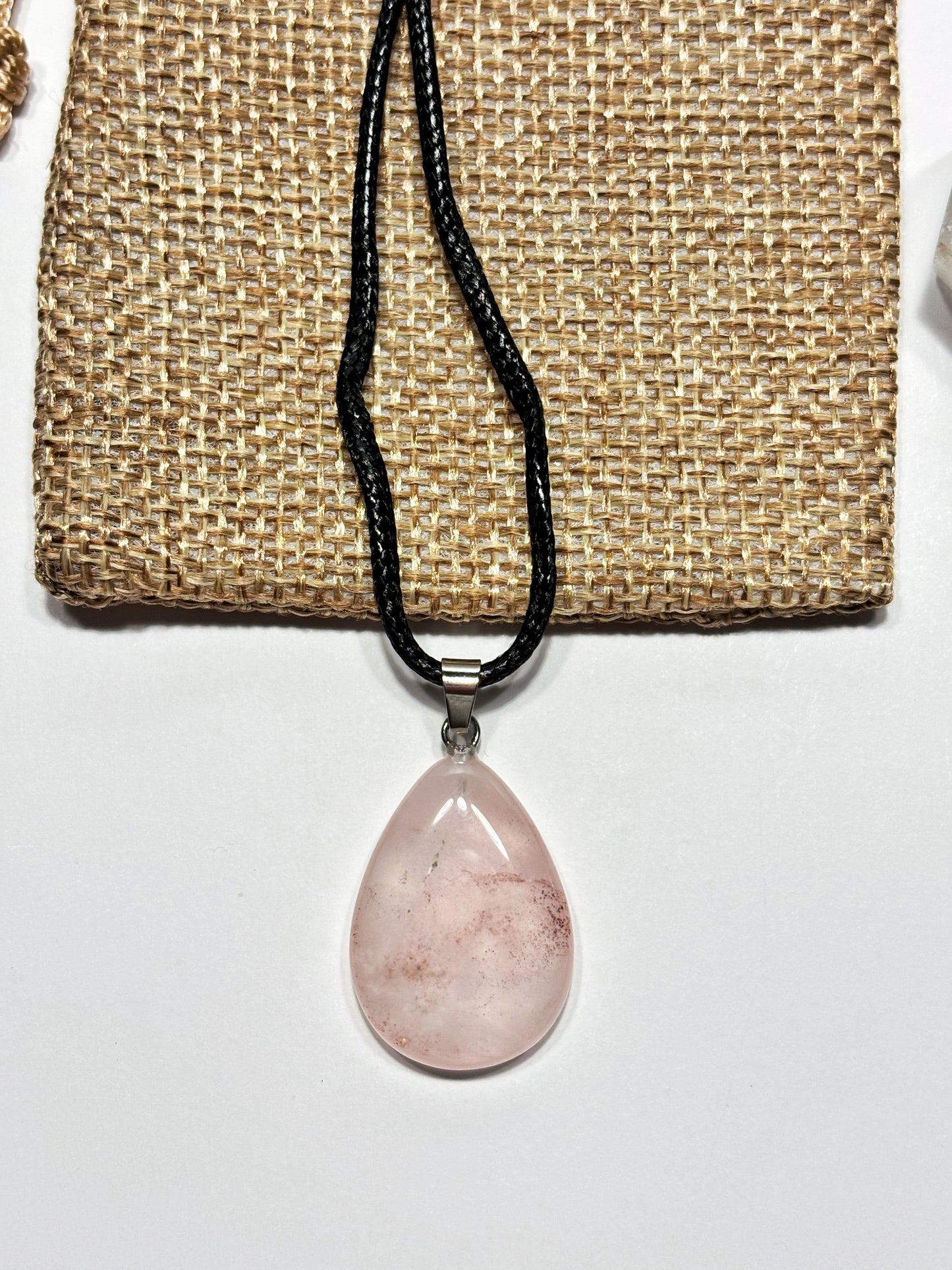 Collares de piedra natural