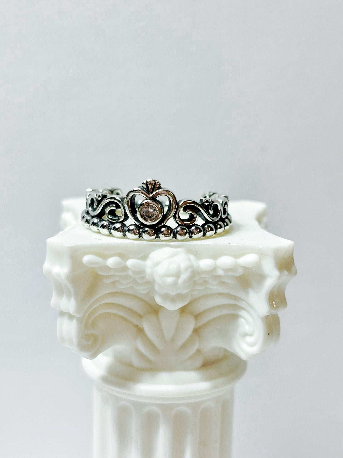 Anillo Corona Corazón Circón