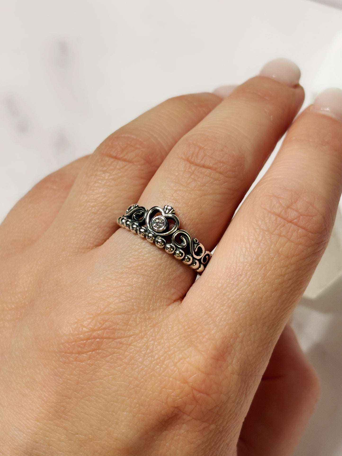 Anillo Corona Corazón Circón