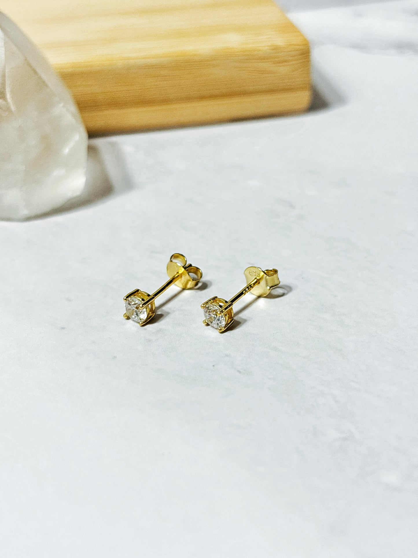 Aros Circón en Plata 925 con Baño de Oro