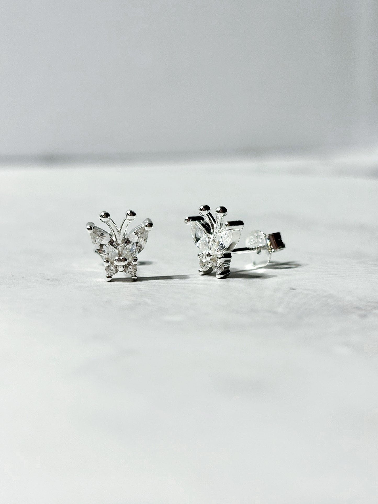 Aro Mariposa circon blanco