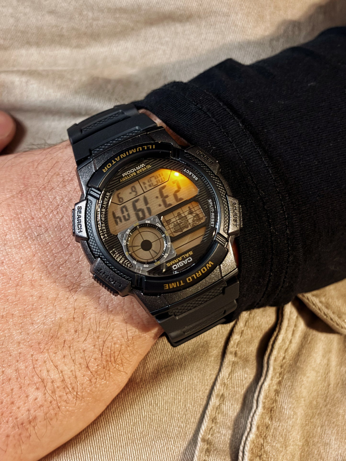 Reloj Casio AE-1000W-1AV