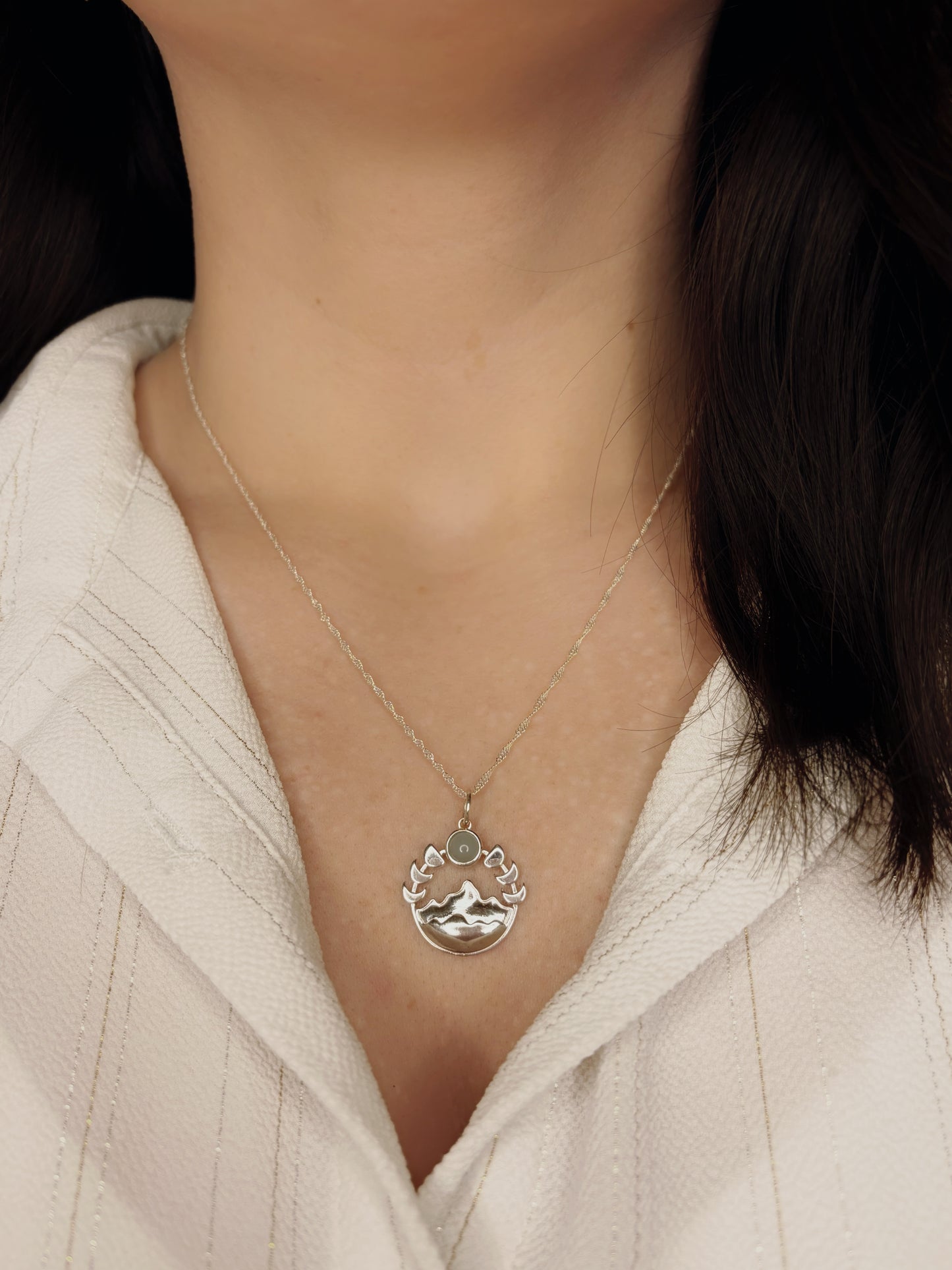 Collar Montañas con Calcedonia