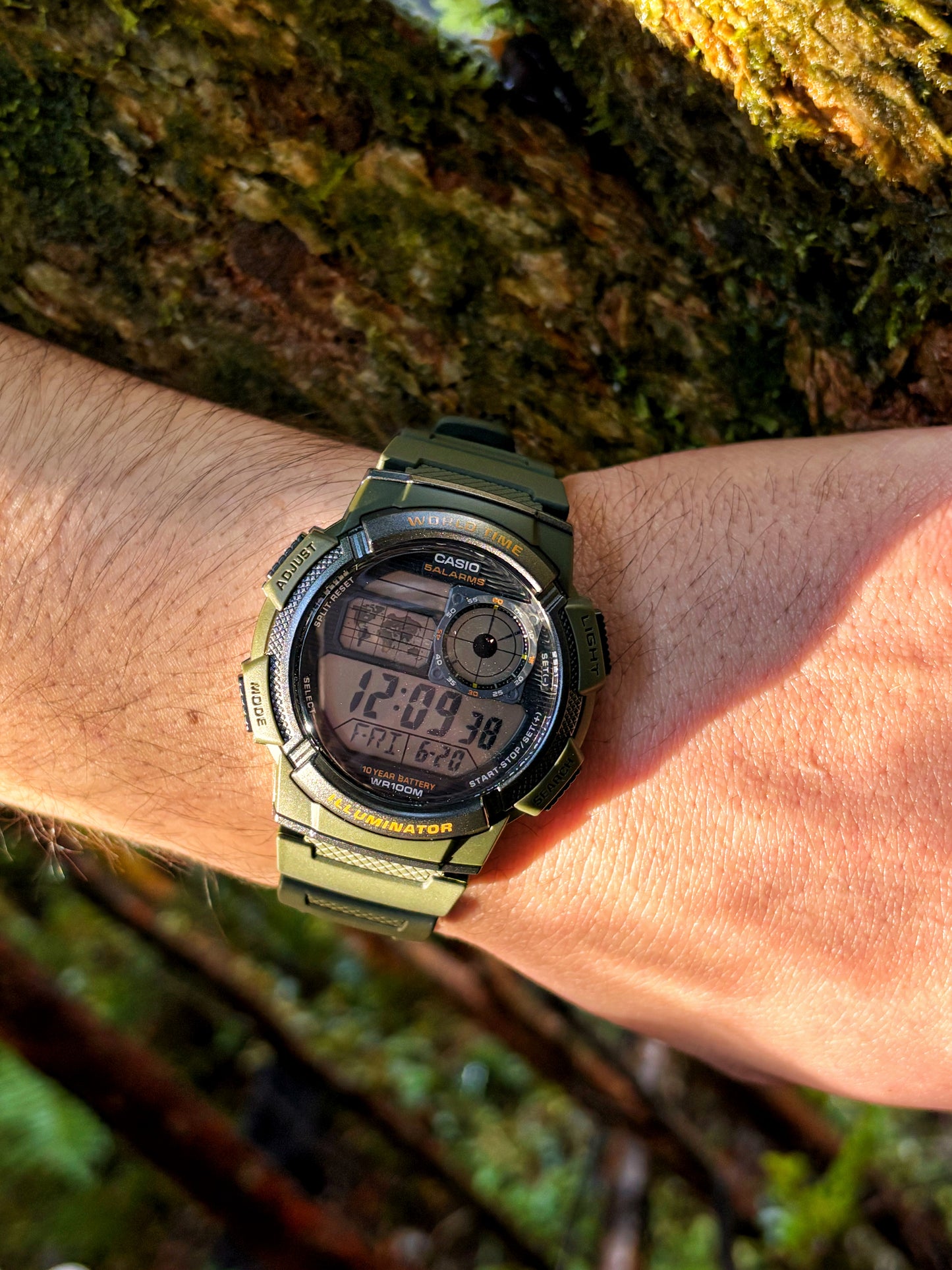 Reloj casio AE-1000W-3AV