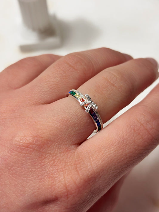 Anillo coquette circones arcoíris