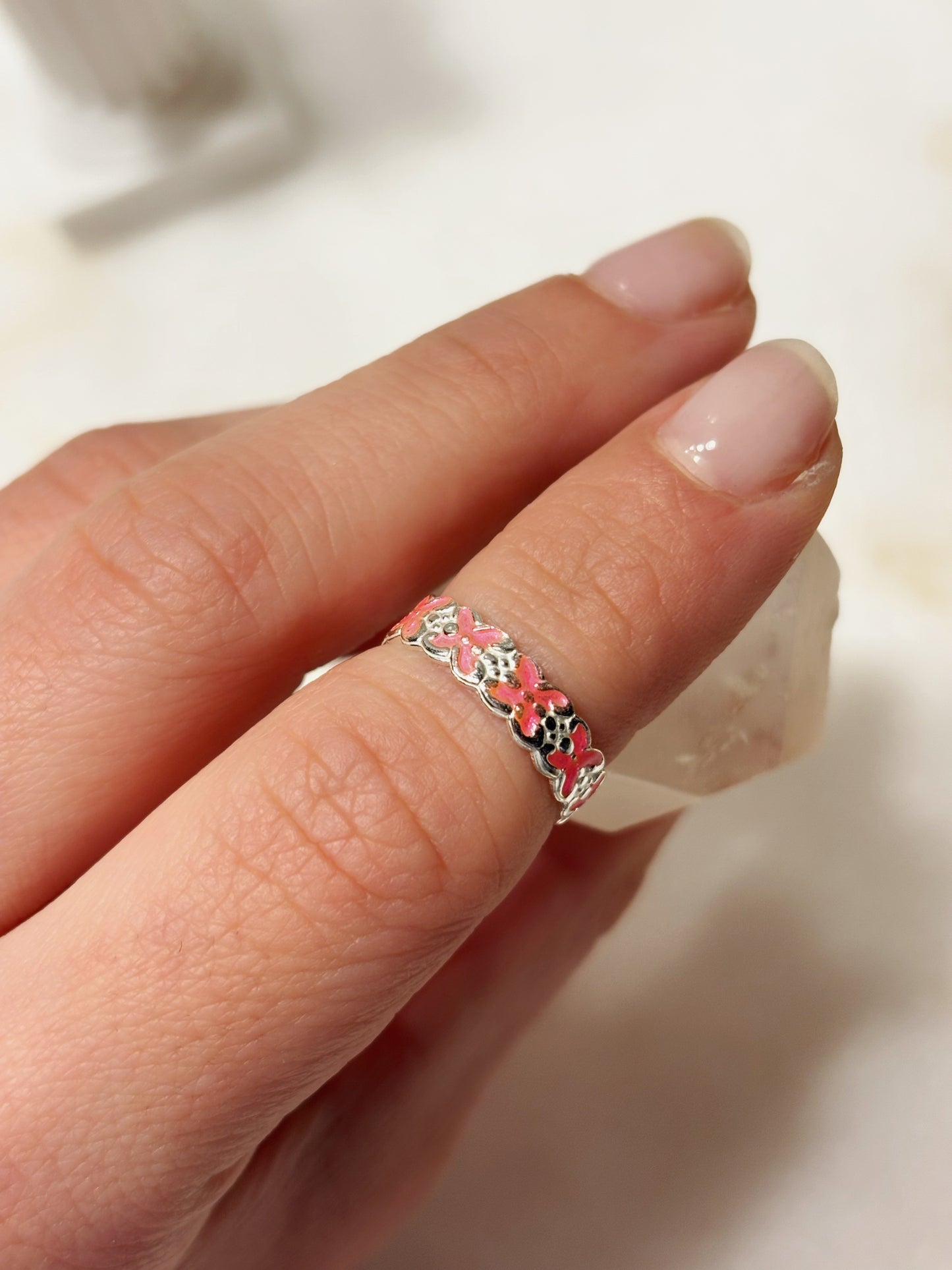 Anillo MIDI mariposa fucsia