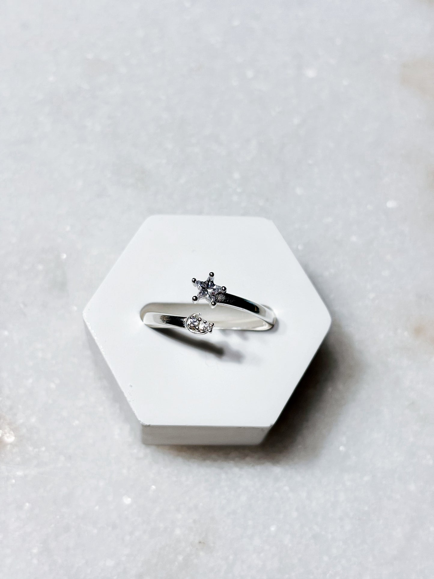 Anillo circón estrella