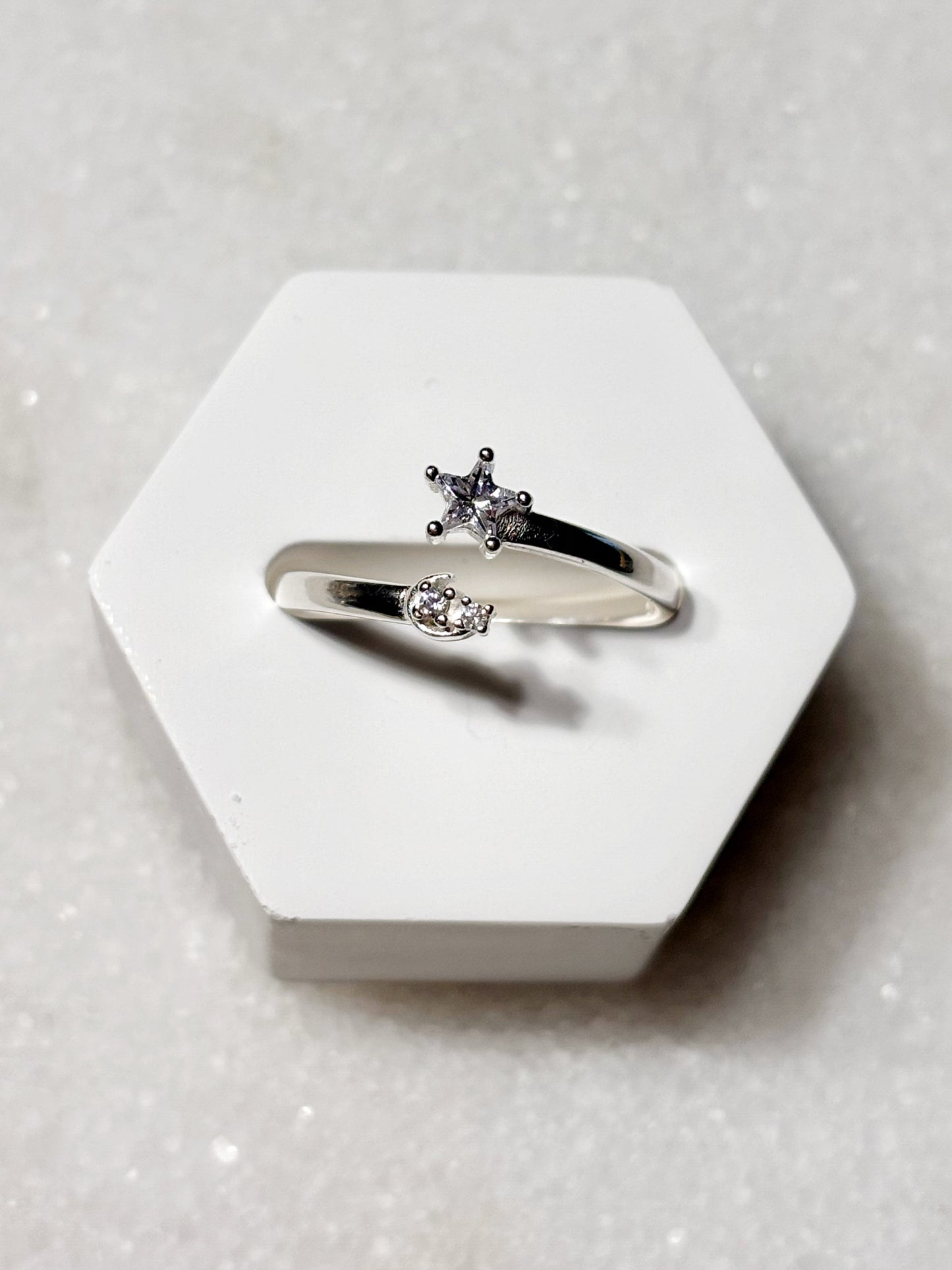 Anillo circón estrella