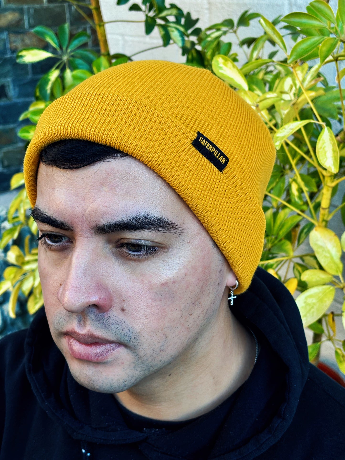 Gorro Hombre Foundation Knit Amarillo Cat