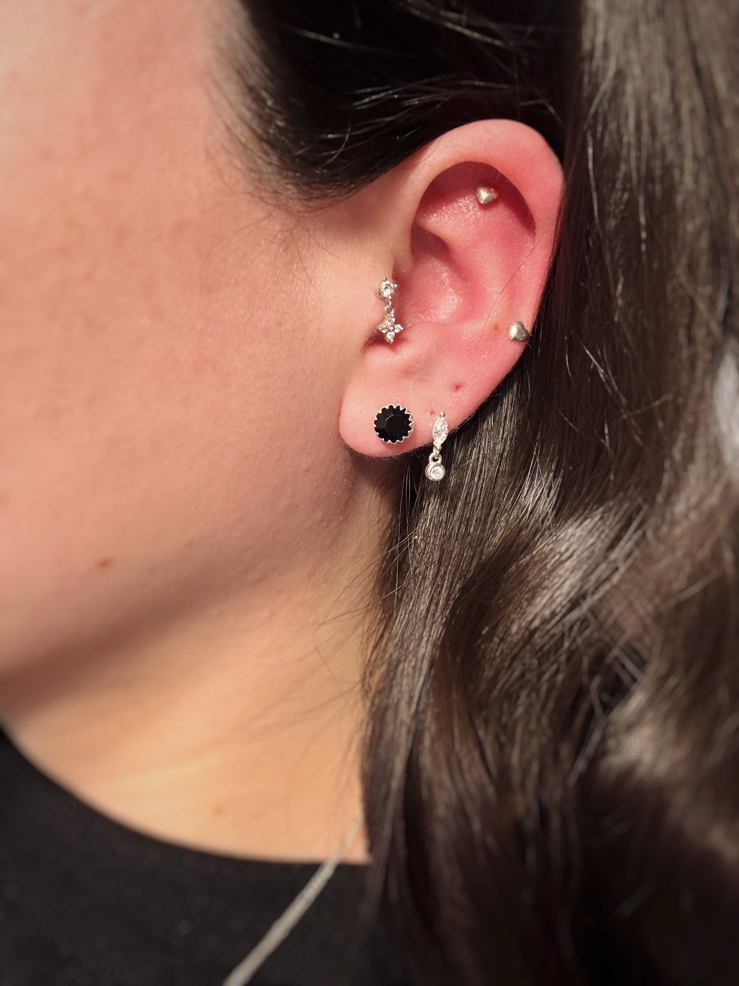 Aros circón Swarovski negro