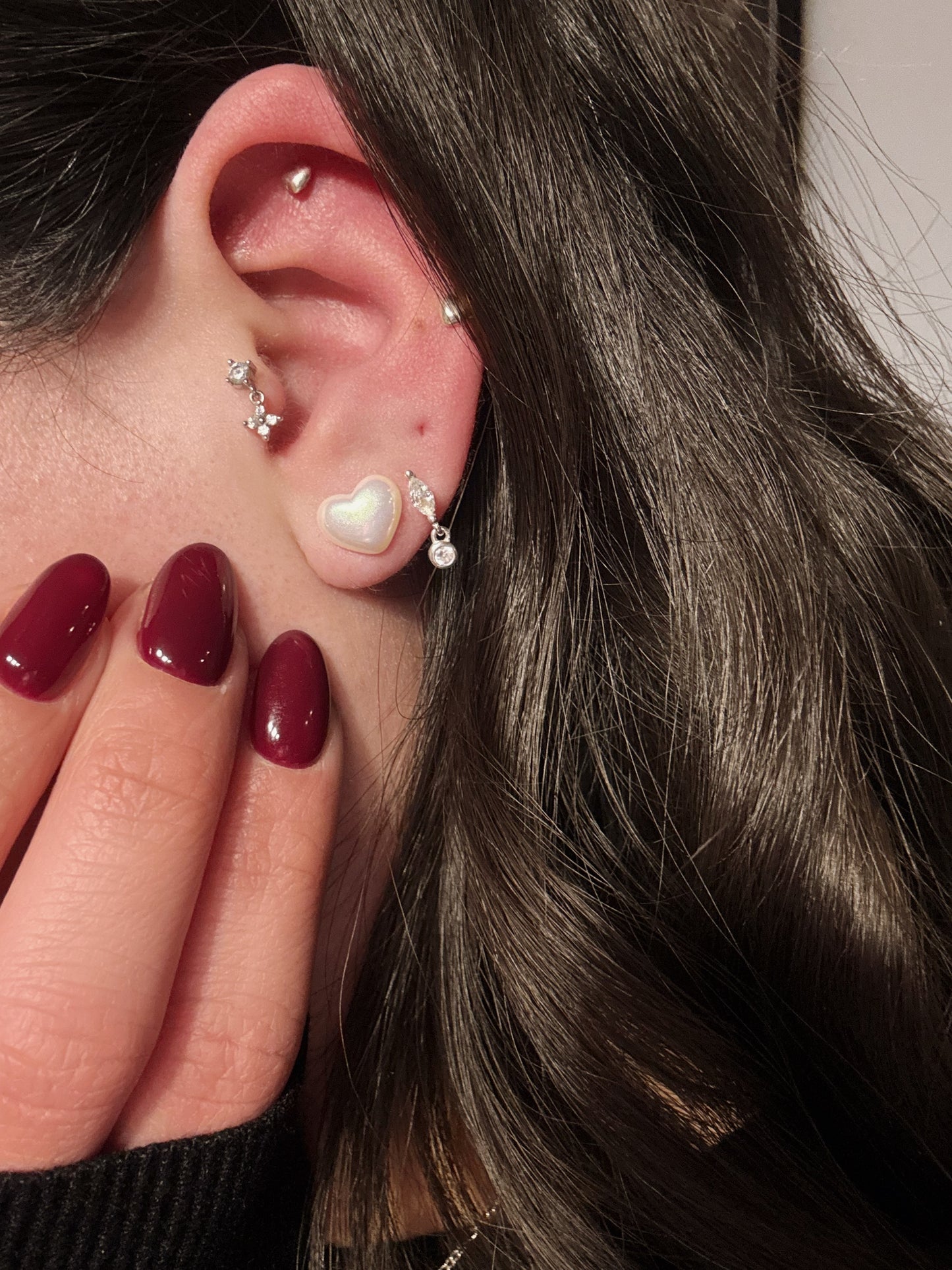 Aros corazón perla tornasol