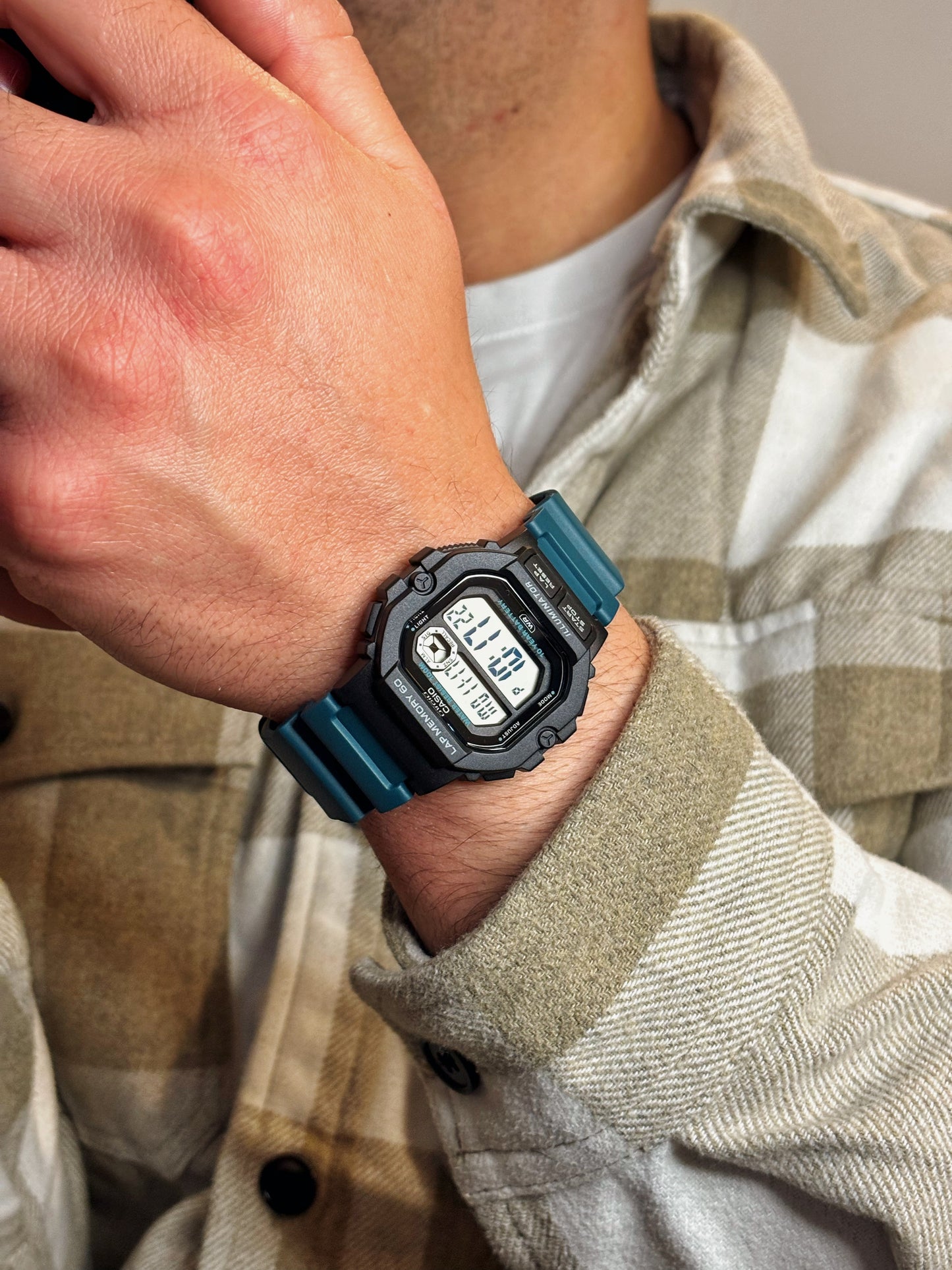 Reloj Casio WS-1400H-3AV