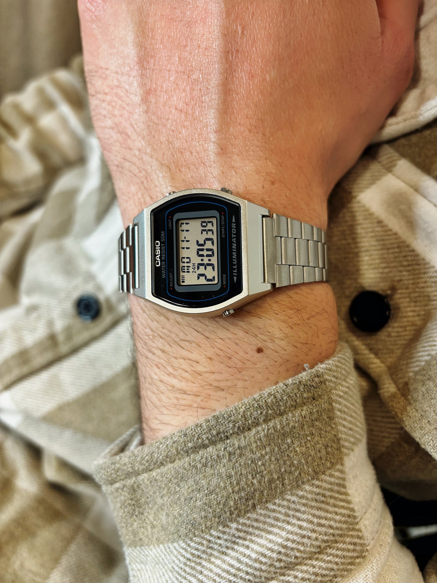 Reloj Casio B-640WD-1AV