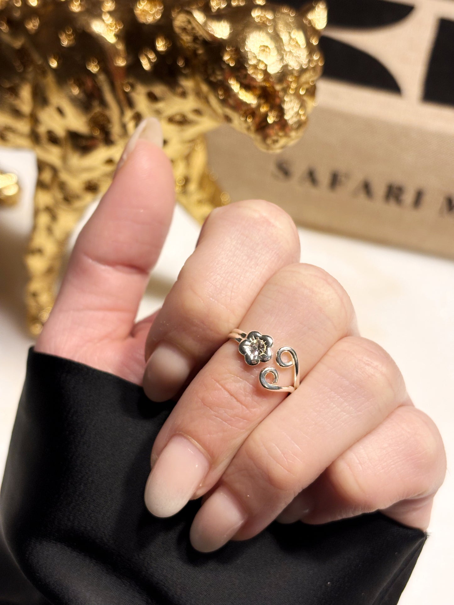 Anillo MIDI flor circón