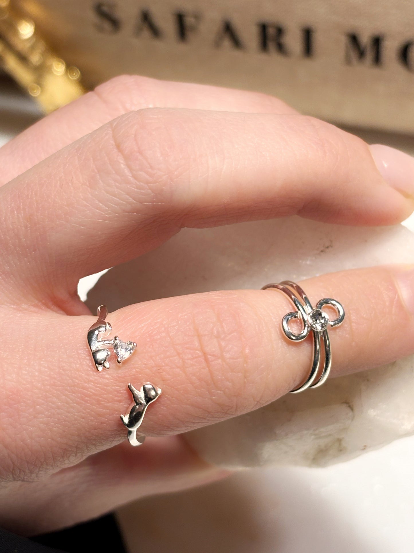 Anillo gatitos circón