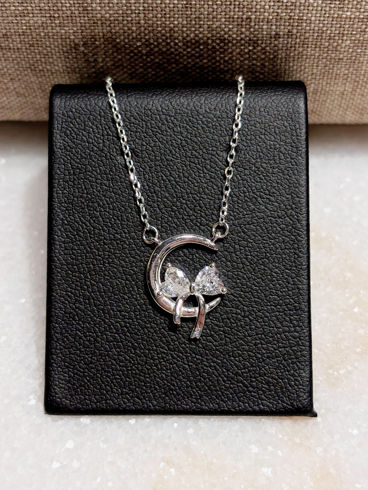 Collar coquette circón