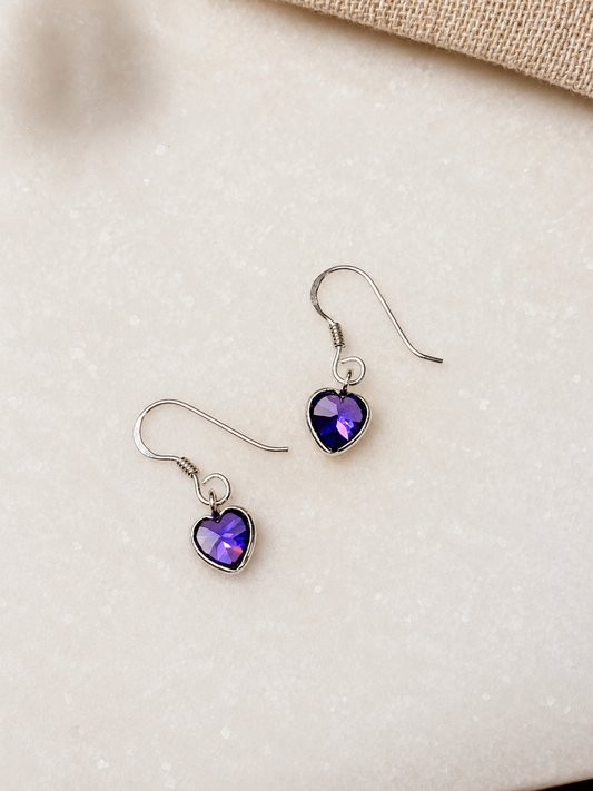 Aros corazón con circón morado