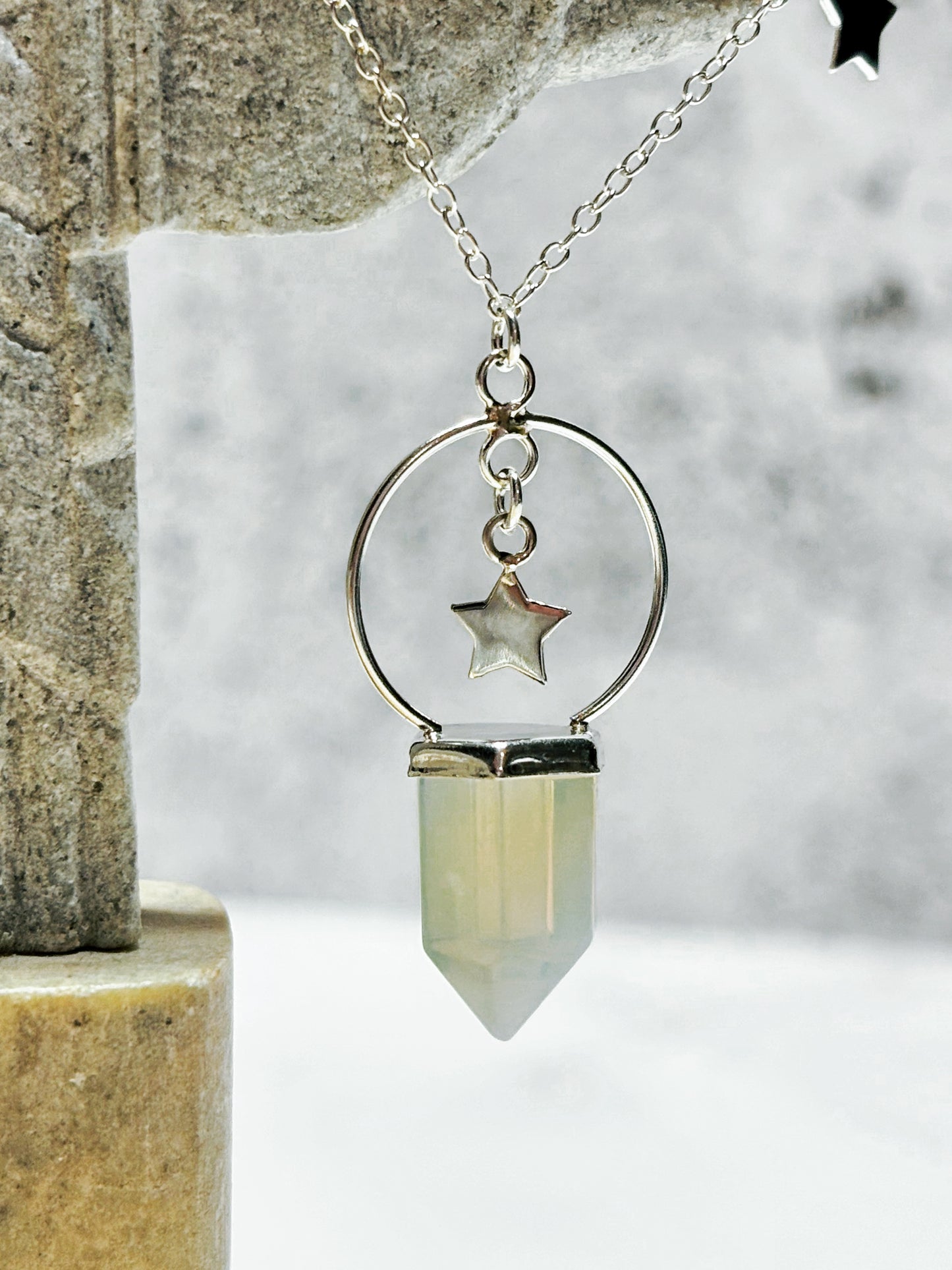 Collar estrellas con ópalo