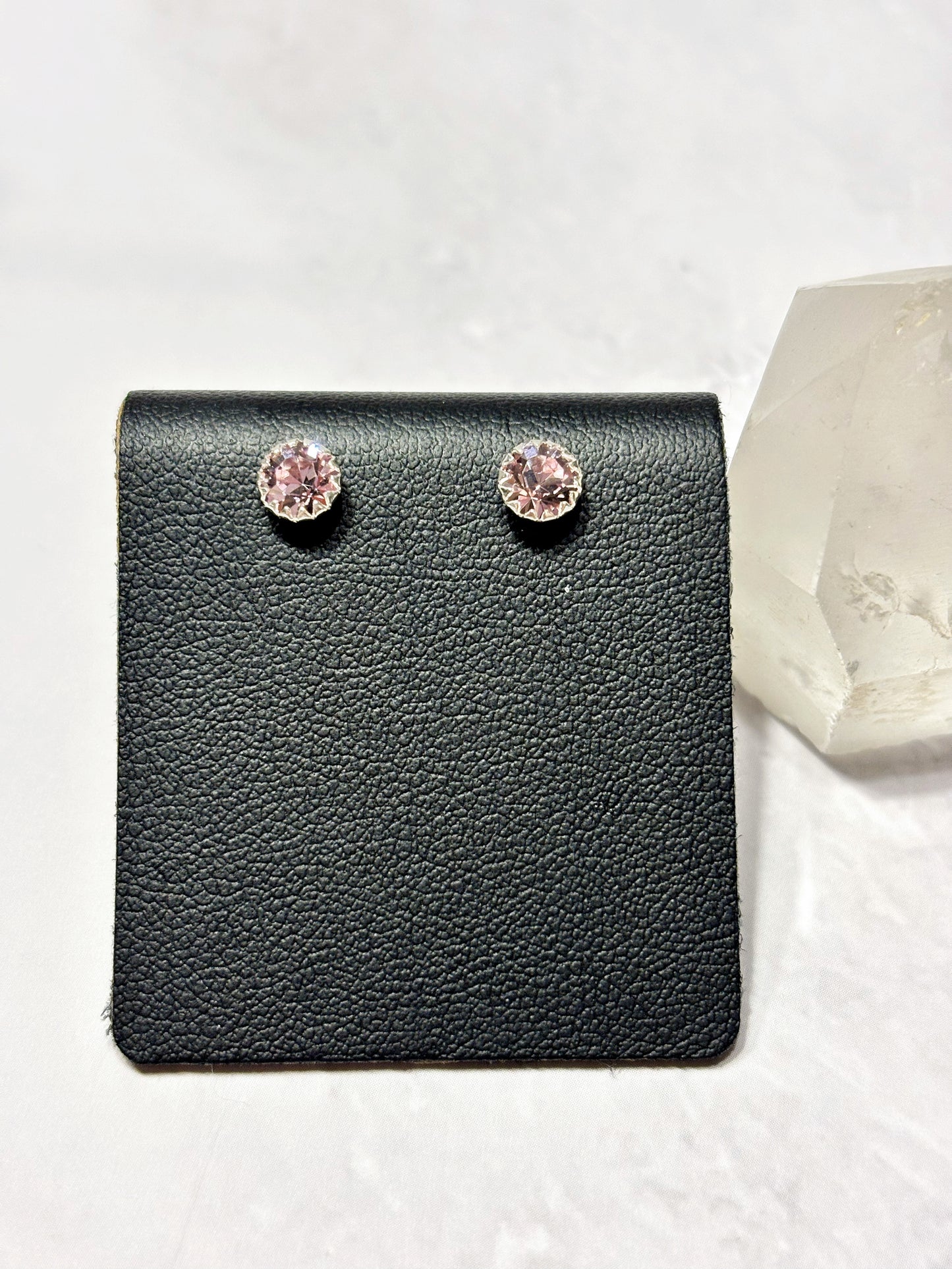 Aros delicados con cristal